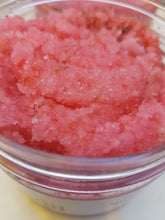 Load image into Gallery viewer, RICH IN ROSES BODY SCRUB

